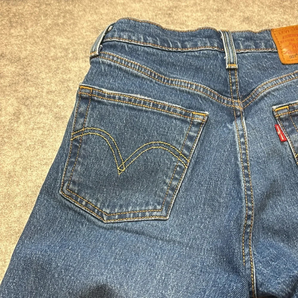 Levi's 501, Size 23 in Indigo - Picture 5 of 12